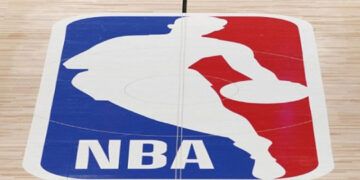 TNT iguala oferta de Amazon para retener derechos de la NBA