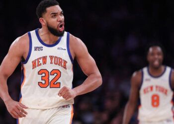 Towns llega a 16 mil puntos y Knicks frenan a Spurs