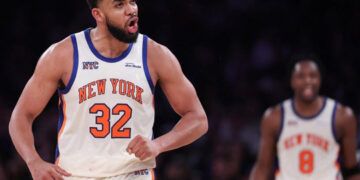 Towns llega a 16 mil puntos y Knicks frenan a Spurs