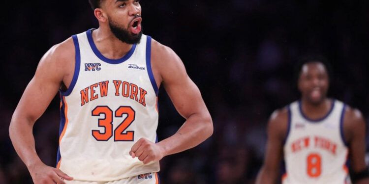 Towns llega a 16 mil puntos y Knicks frenan a Spurs