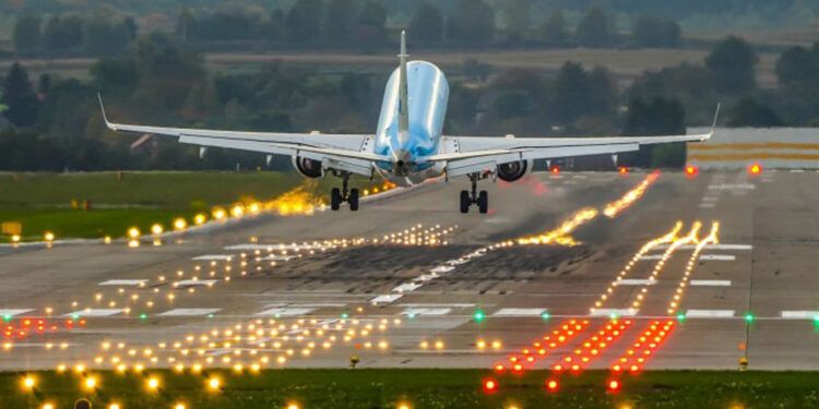 Tráfico aéreo dominicano supera 19.6 millones de pasajeros en 2025