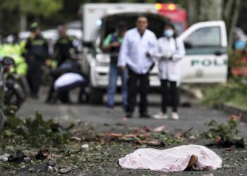 Tres muertos tras explosión de bomba en caserío Guachinte, Colombia