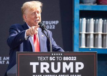 Trump acusa a Biden de intervencionismo militar