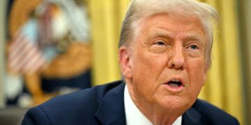 Donald Trump anuncia aranceles al petróleo, metales y semiconductores