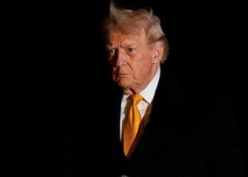 Trump asegura que interceptación de petrolero se coordinó con gobierno interino