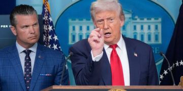 Trump asume control de la policía de Washington y despliega la Guardia Nacional
