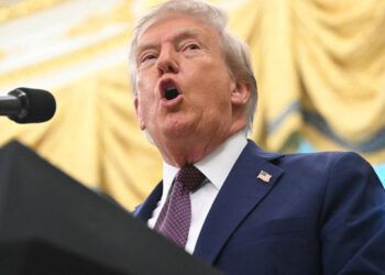 Trump cambia nombre del Departamento de Defensa a Departamento de Guerra
