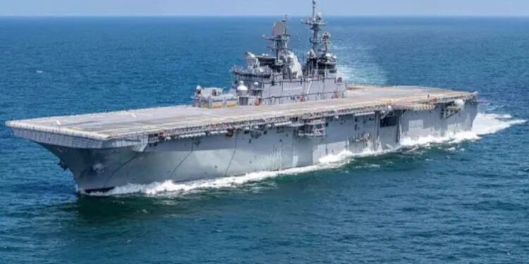 Trump envía más barcos y marines a Oriente Medio