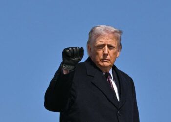 Trump minimiza impacto de caza en negociaciones con Irán