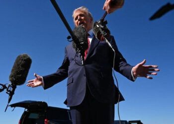 Trump niega planear ataques militares contra Venezuela