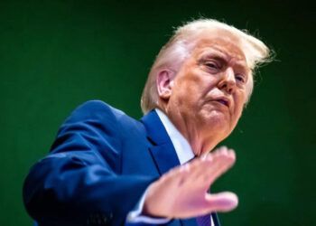 Trump ordena liberar archivos sobre Ovnis y vida extraterrestre