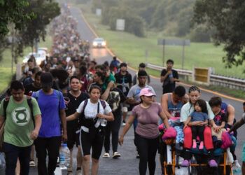 Trump promete eliminar la ciudadanía por nacimiento en EE.UU.