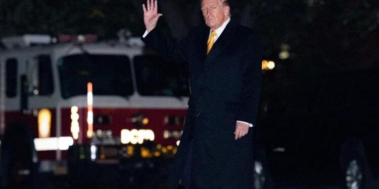 Trump quiere que el nuevo estadio de la NFL en Washington lleve su nombre