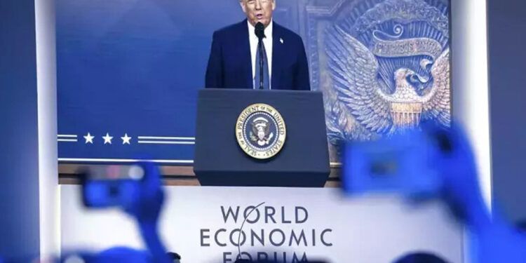 Trump suspende fondos federales para abortos electivos en EE.UU.