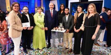 Unicaribe gana competencia Mescyt 2025 con proyecto sobre sargazo