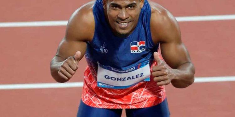 Velocistas Yeral Núñez y José González clasifican a París 2024