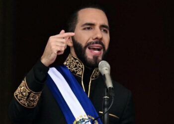 Venezuela abre investigación contra Bukele por presuntas torturas a migrantes