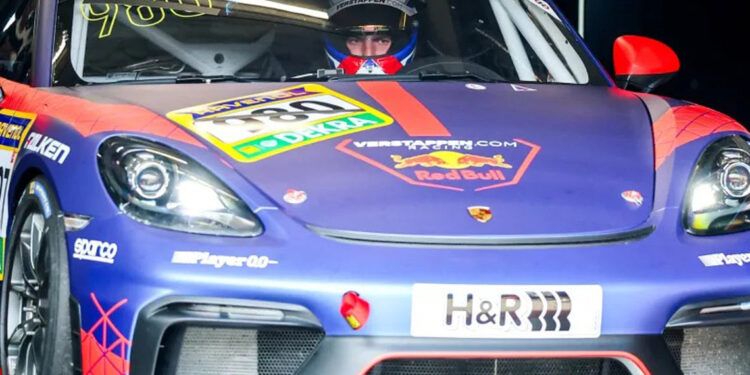 Verstappen deslumbra en Nürburgring y sorprende en clasificación bajo lluvia