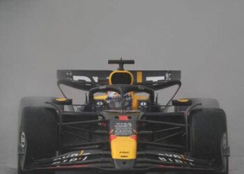 Verstappen gana en Brasil desde el puesto 17 y amplía ventaja en F1