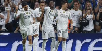 Vinicius y Mbappé lideran triunfo 3-1 del Real Madrid sobre Villarreal