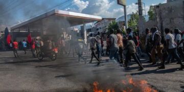 Violencia en Haití: Más de 20,000 huyen de Puerto Príncipe en solo cuatro días