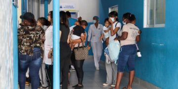 Virus respiratorios afectan a niños durante las lluvias por tormenta Melissa