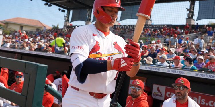 Wetherholt decide y Cardenales vencen a Rays en 10