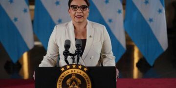 Xiomara Castro se solidariza con Trump tras incidente en Pensilvania