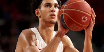 Zaccharie Risacher es elegido número uno en el draft de la NBA