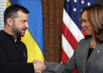 Zelenski recibe respaldo de Biden y Harris en Washington